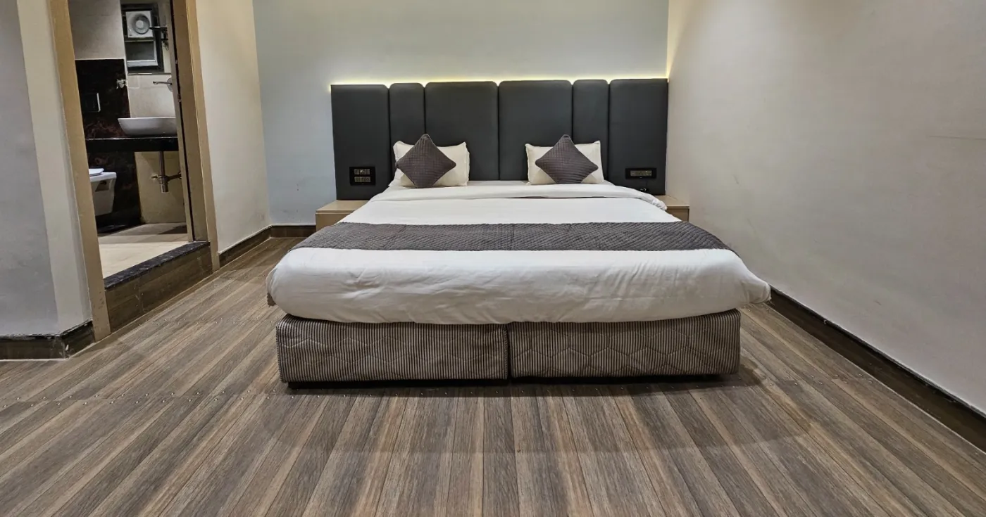 Deluxe Room View 1