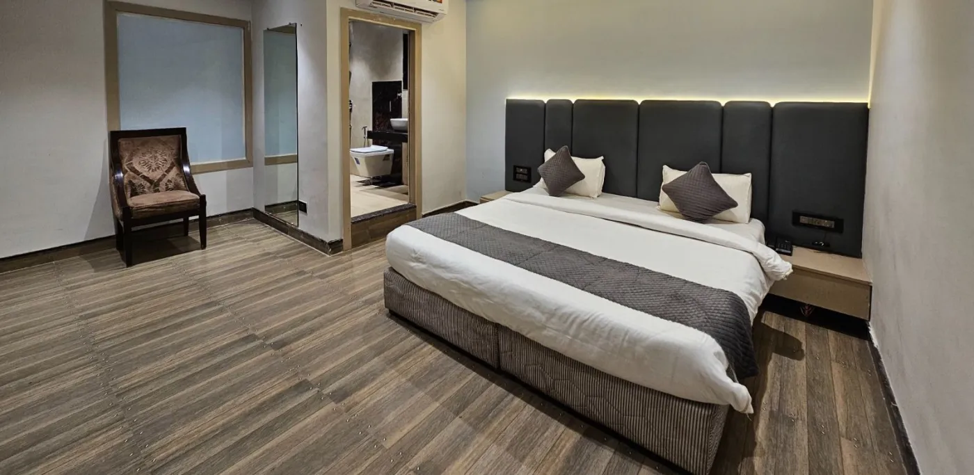 Deluxe Room View 2